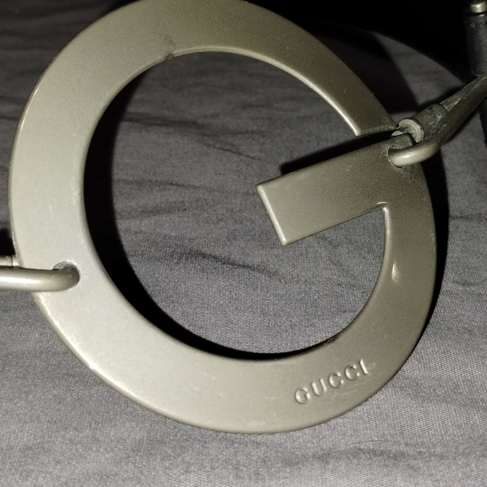 GUCCI BELT ~ BLACK LEATHER WITH SILVER "G" BUCKLE - Picture 12 of 16